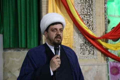 تصاویر/ خدام رضوی در جمع مردم جم