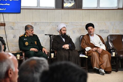 تصاویر/ نشست گروه های جهادی با امام جمعه شهرستان خوی