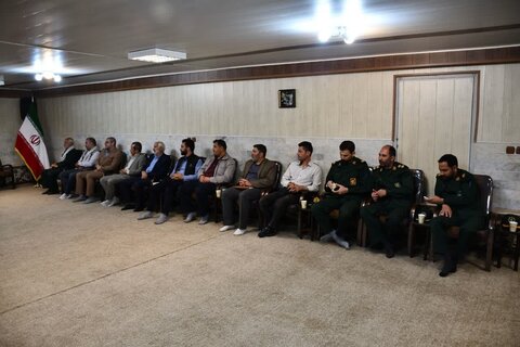 تصاویر/ نشست گروه های جهادی با امام جمعه شهرستان خوی