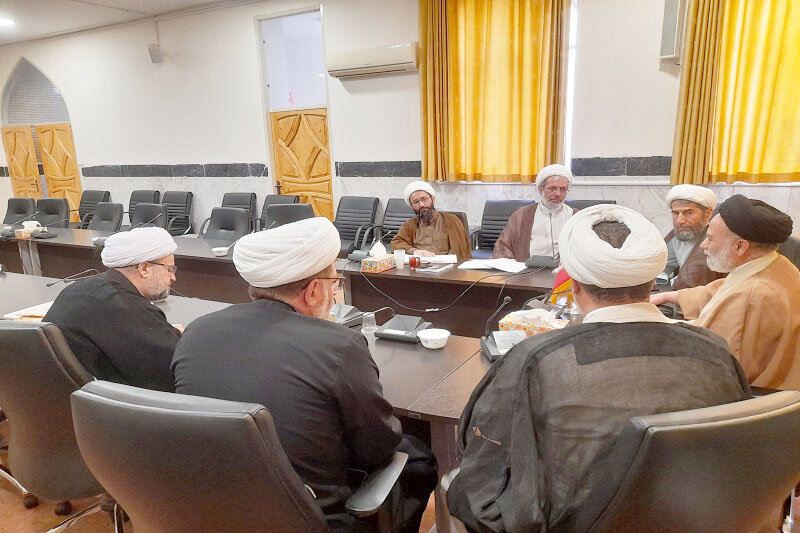 حوزه علمیه کرمانشاه آماده مشارکت فعال در همایش صدمین سال باز تأسیس حوزه+ تصاویر