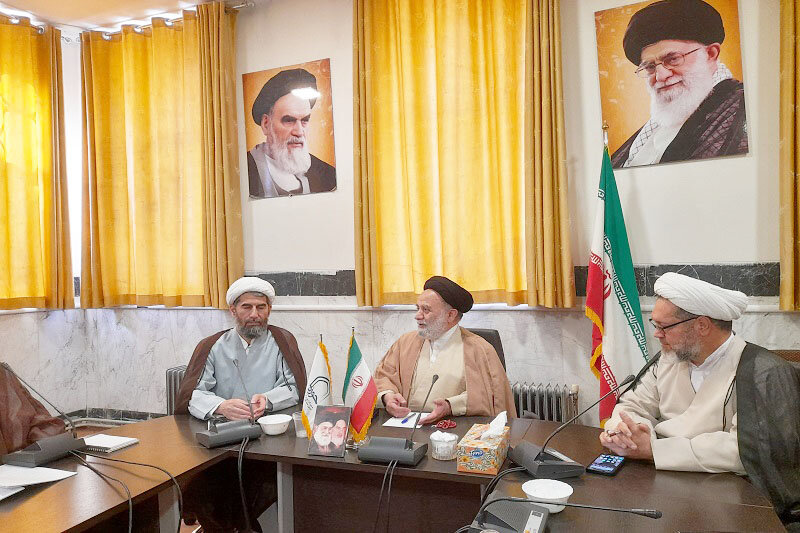 حوزه علمیه کرمانشاه آماده مشارکت فعال در همایش صدمین سال باز تأسیس حوزه+ تصاویر