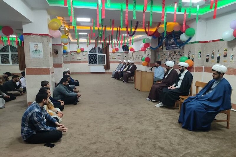 طلبه موفق کسی است که با مسائل روز جامعه آشنا باشد+ عکس