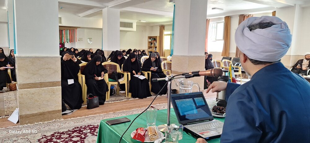 دوره‌های آموزشی تخصصی برای مبلغین و مبلغات در کهگیلویه و بویراحمد برگزار شد