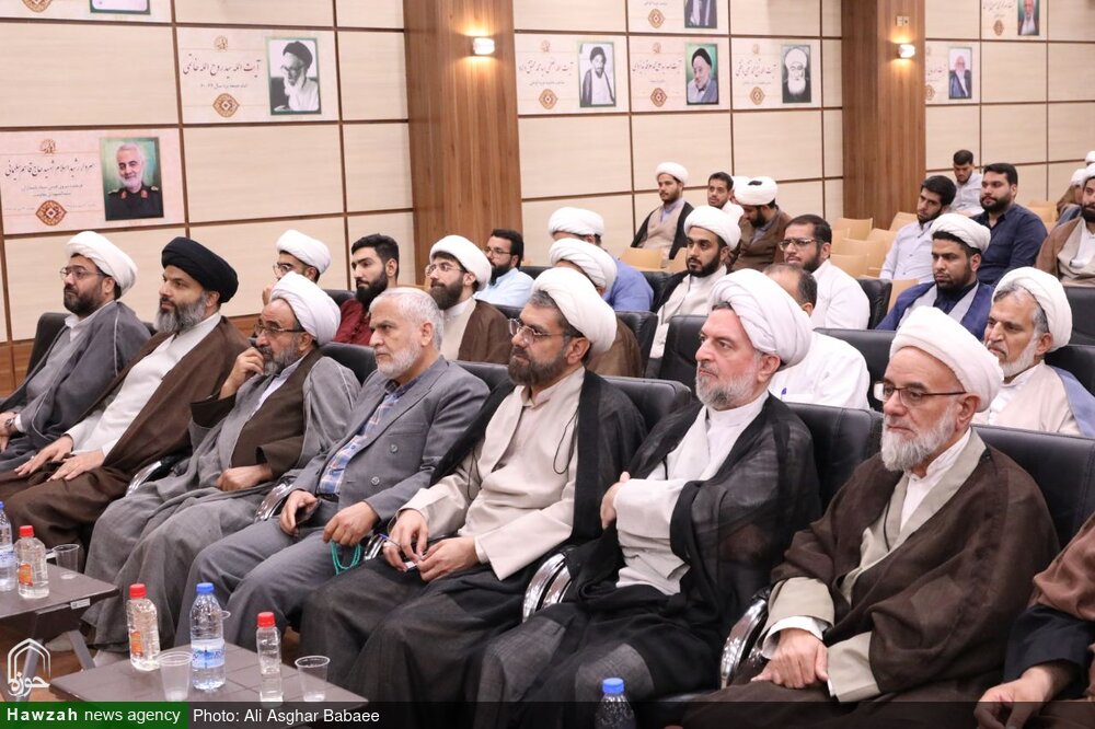 تصاویر/ برگزاری اولین همایش دانش‌آموختگان حوزه علمیه استان یزد