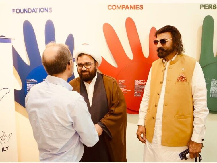 عصر حاضر میں دشمن عناصر چاروں طرف سے آزادی کے نام پر تعلیم پر حملہ آور ہیں