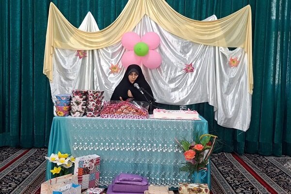 اساتید حوزه براساس مقتضیات زمان با نسل جوان برخورد کنند+ عکس