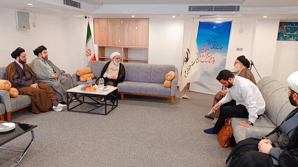 आयतुल्लाह शब ज़िंदा दार की भारतीय उलेमा से मुलाक़ात/इस्लाम की हिफाज़त में हौज़ा इल्मिया की भूमिका पर ज़ोर