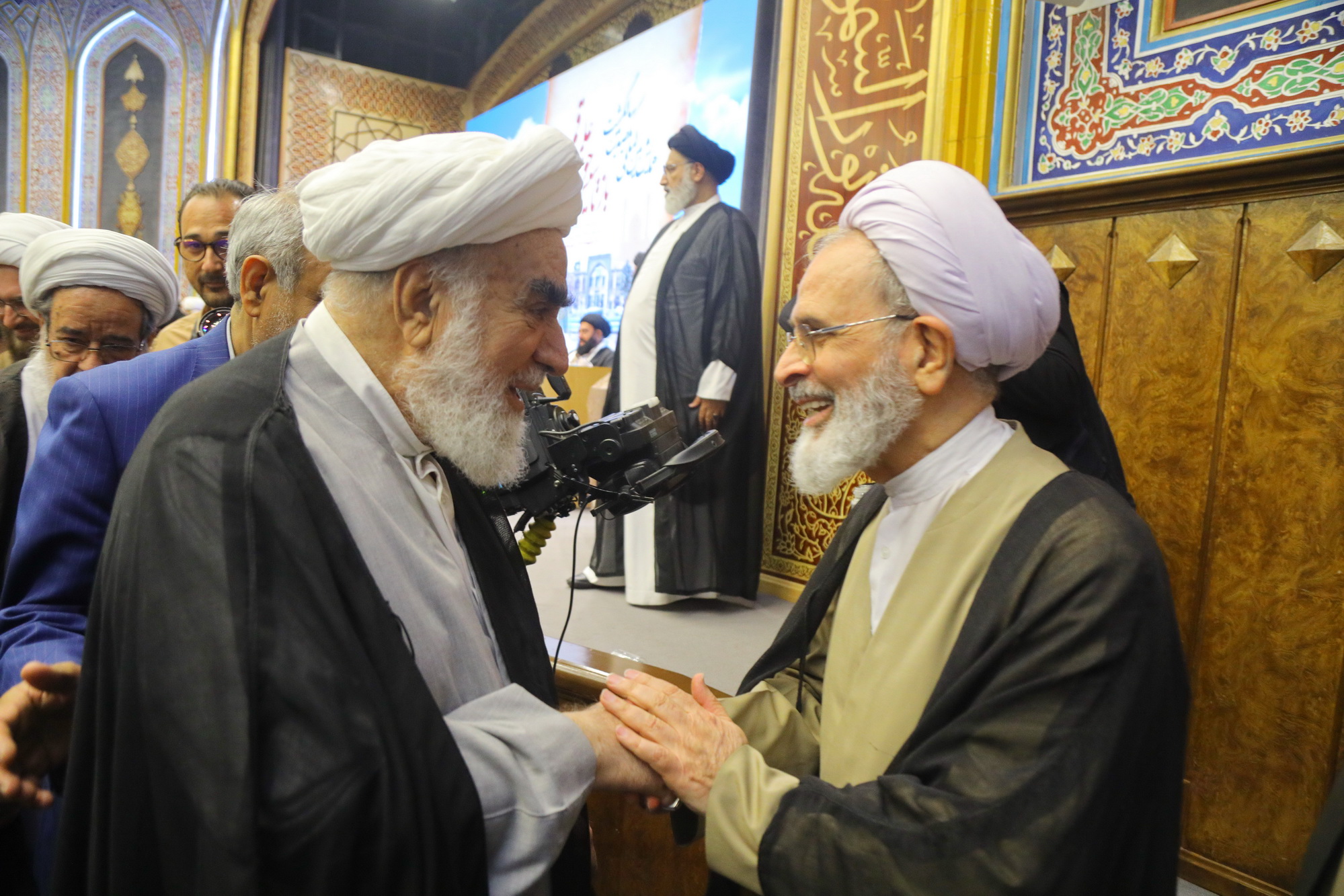 تصاویر / حاشیه هایی از همایش بین المللی یکصدمین سالگشت بازتأسیس حوزه علمیه قم