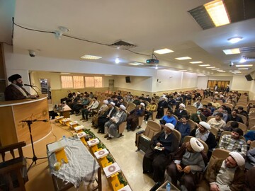 اختتامیه مسابقات قرآن و حدیث در زنجان برگزار شد+عکس