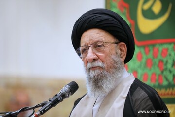 ایران تنها کشوری که در برابر ظلم و ستم جهانی ایستاده است