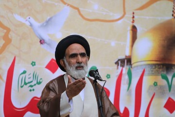 امام رضا (ع) الگوی اخلاق، علم و رفتار کریمانه است