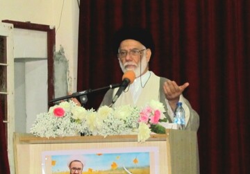 تکلیف مدبریت آموزش و پرورش شهرستان دیر مشخص شود