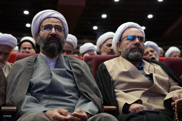 فیلم | گفت و گو با  مدیر حوزه علمیه استان تهران به مناسبت همایش یکصدمین سال بازتأسیس حوزه علمیه قم