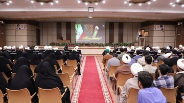 فیلم/ بخش هایی از مراسم برخط یکصدمین سالگشت بازتأسیس حوزه علمیه قم در مدرسه علمیه مدینة العلم کاظمیه یزد