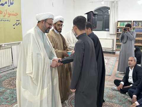 تصاویر/ اختتامیه شانزدهمین دوره جشنواره علامّه حلی مرحله مدرسه‌ای در نقده