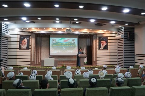 تصاویر/ مراسم تجلیل از اساتید اهل سنت آذربایجان‌غربی