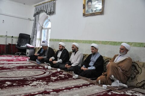 تصاویر/ آیین تجلیل از اساتید حوزه علمیه شهرستان میاندوآب