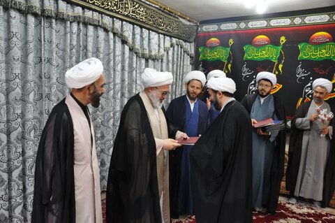 تصاویر/ آیین تجلیل از اساتید حوزه علمیه شهرستان میاندوآب