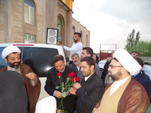 تصاویر/ حضور کاروان زیر سایه خورشید در شهرستان چهاربرج