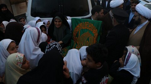 تصاویر/ حضور کاروان زیر سایه خورشید در شهرستان چهاربرج