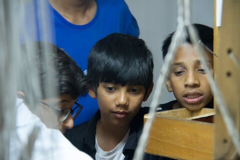 تصاویر/ میزبان کاشان ازدانش‌آموزان ۲۰ کشور جهان