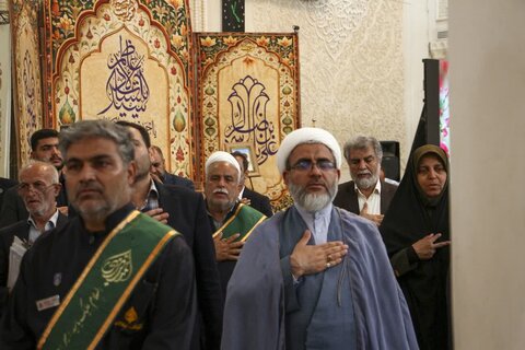 تصاویر| توزیع 20 سری جهیزیه نوعروسان در حرم مطهر شاهچراغ(ع)