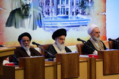 تصاویر / همایش یکصدمین سالگشت بازتأسیس حوزه های علمیه و نکوداشت حضرت آیت‌الله العظمی حاج شیخ عبدالکریم حائری یزدی رحمة الله‌علیه
