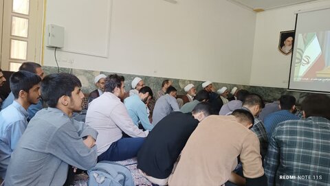 تصاویر برگزاری مراسم یکصدمین سال بازتاسیس حوزه علمیه قم در بروجرد