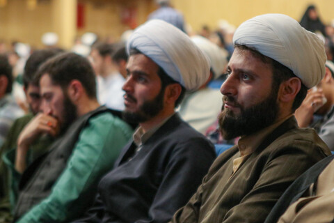 تصاویر/همایش یک صدمین سالگشت باز تاسیس حوزه علمیه قم در همدان