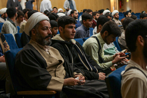 تصاویر/همایش یک صدمین سالگشت باز تاسیس حوزه علمیه قم در همدان