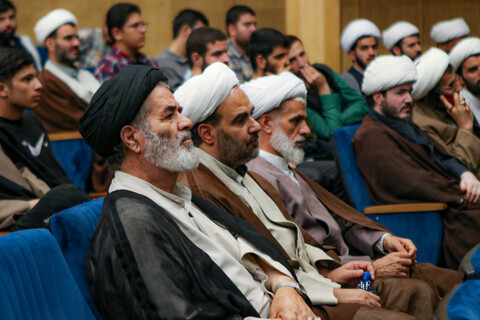 تصاویر/همایش یک صدمین سالگشت باز تاسیس حوزه علمیه قم در همدان