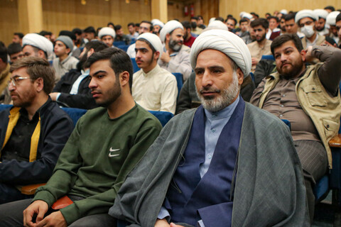 تصاویر/همایش یک صدمین سالگشت باز تاسیس حوزه علمیه قم در همدان