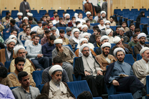 تصاویر/همایش یک صدمین سالگشت باز تاسیس حوزه علمیه قم در همدان
