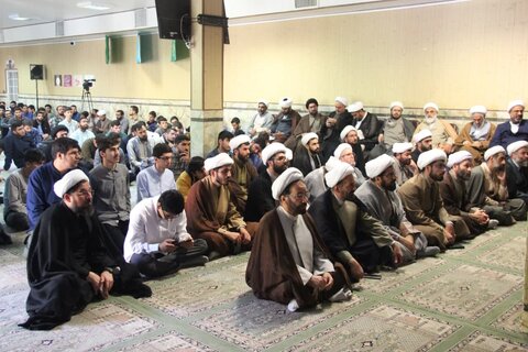 تصاویر / گردهمایی اساتید ،طلاب وکادر حوزه علمیه قزو.ین در یکصدمین سال باز تاسیس حوزه علمیه قزوین