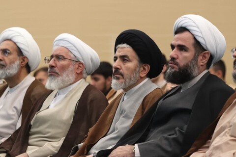 تصاویر/ اجتماع طلاب ارومیه به مناسبت یکصدمین سالگرد باز تأسیس حوزه علمیه