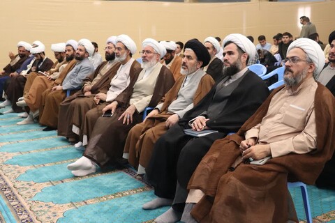 تصاویر/ اجتماع طلاب ارومیه به مناسبت یکصدمین سالگرد باز تأسیس حوزه علمیه