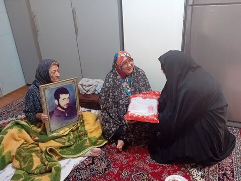 تصاویر/ دیدار با خانواده شهید حسین مصدقی در ساوه