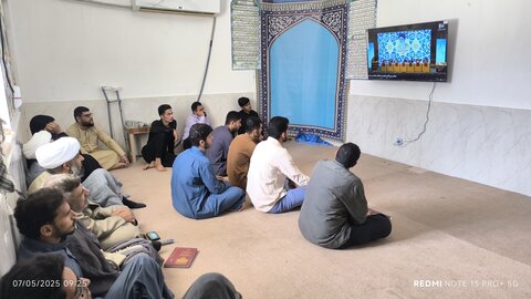 گردهمایی طلاب اساتید و کادر مدرسه علمیه امام جعفر صادق(ع) شهرستان الوان به مناسبت یکصدمین سالگشت بازتاسیس حوزه علمیه قم