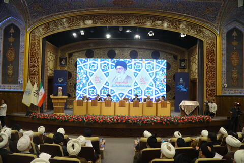 تصاویر /همایش بین المللی یکصدمین سالگشت بازتأسیس حوزه علمیه قم - 2