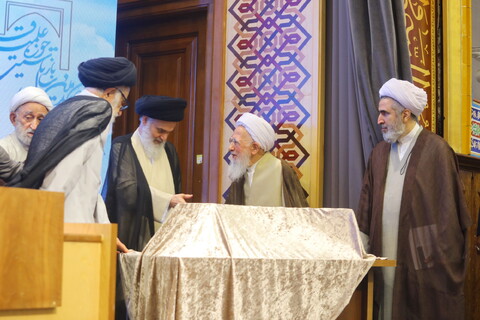 تصاویر /همایش بین المللی یکصدمین سالگشت بازتأسیس حوزه علمیه قم - 3