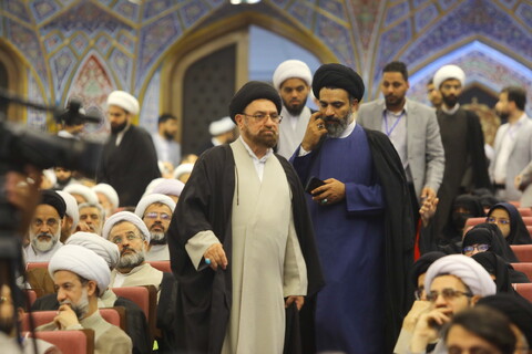 تصاویر / حاشیه همایش بین المللی یکصدمین سالگشت بازتأسیس حوزه علمیه قم
