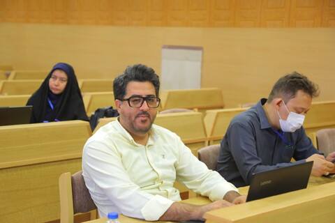 تصاویر/ حضور گسترده خبرنگاران در همایش بین المللی یکصدمین سالگشت بازتأسیس حوزه علمیه قم