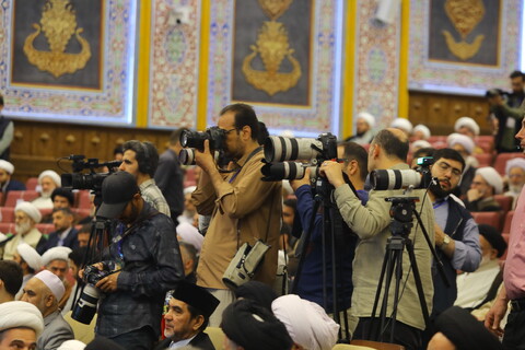 تصاویر/ حضور گسترده خبرنگاران در همایش بین المللی یکصدمین سالگشت بازتأسیس حوزه علمیه قم