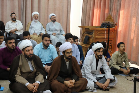 تصاویر/اجتماع طلاب و روحانیون حوزه علمیه خاتم الانبیاء سنندج دریکصدمین سالگشت باز تأسیس حوزه‌ی علمیه‌ قم