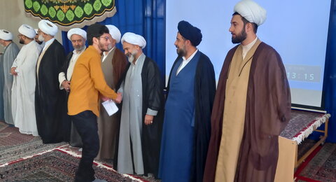 تصاویر/ آئین تجلیل از برگزیدگان المپیاد علمی طلاب مدارس علمیه منطقه کاشان