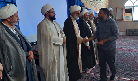 تصاویر/ آئین تجلیل از برگزیدگان المپیاد علمی طلاب مدارس علمیه منطقه کاشان