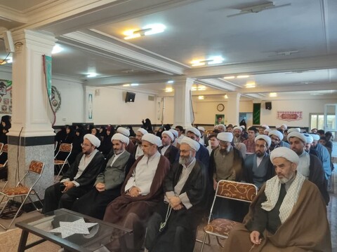تصاویر / همایش شهرستانی یکصدمین سالگشت باز تأسیس حوزه علمیه قم در نهاوند