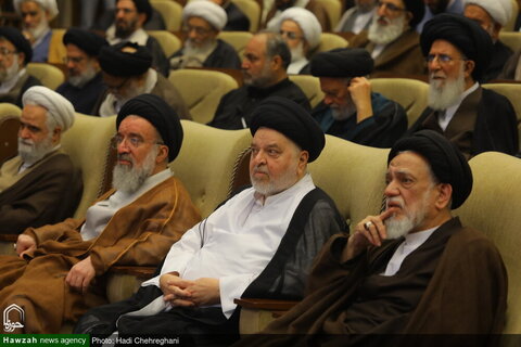 Photos / Conférence internationale sur le 100e anniversaire du rétablissement du séminaire de Qom
