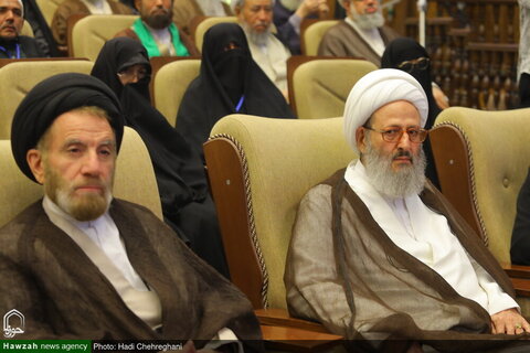Photos / Conférence internationale sur le 100e anniversaire du rétablissement du séminaire de Qom