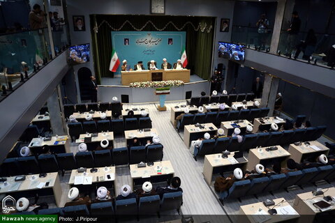 Photos/ La sixième session de l'Assemblée des experts du Guide suprême